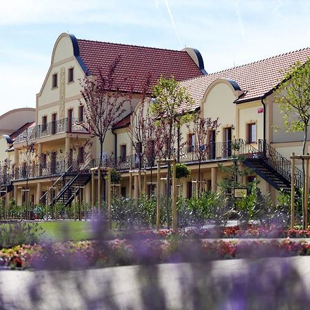 Hotel Vinarstvi U Kaplicky Zaječí Exterior foto