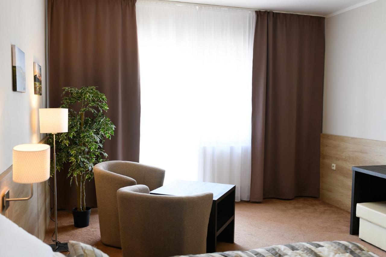 Hotel Vinarstvi U Kaplicky Zaječí Exterior foto